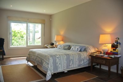 casa en venta de 5 dormitorios a metros del mar  - jpa8132c