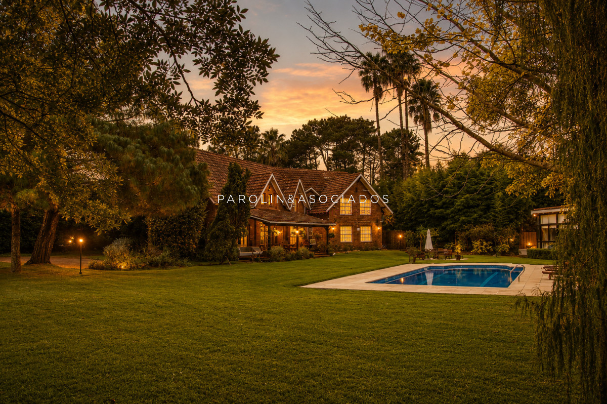Casa en venta de 7 dormitorios en Punta del Este.