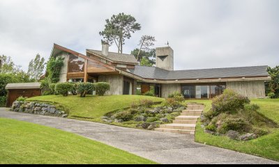 Casa en venta de gran tamaño en zona privilegiada, Punta del Este.