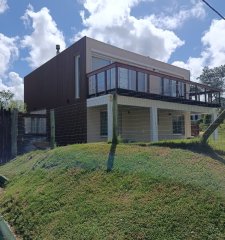 Casa en venta de 3 dormitorios con piscina en en Mananantiales Punta del Este