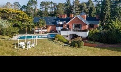 Venta de propiedad con 4 dormitorios, Golf-Punta del Este.