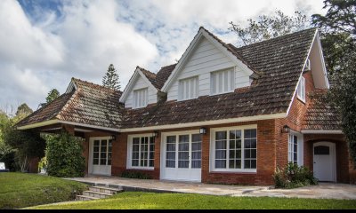 Venta Casa de 5 Dormitorios en Barrio Golf de Punta del Este