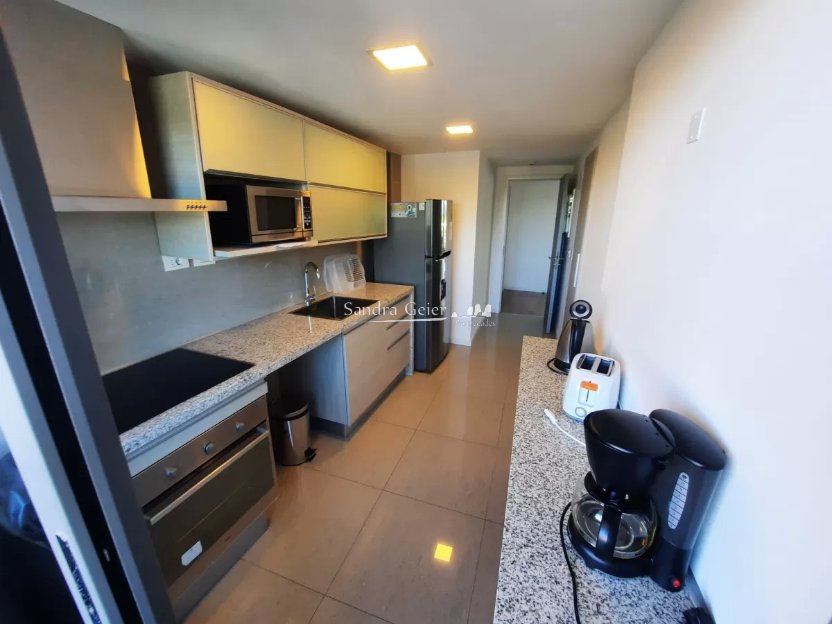 Apartamento ID.2307 - Hermoso Departamento de 2 dormitorios en venta en edificio Alexander Boulevard