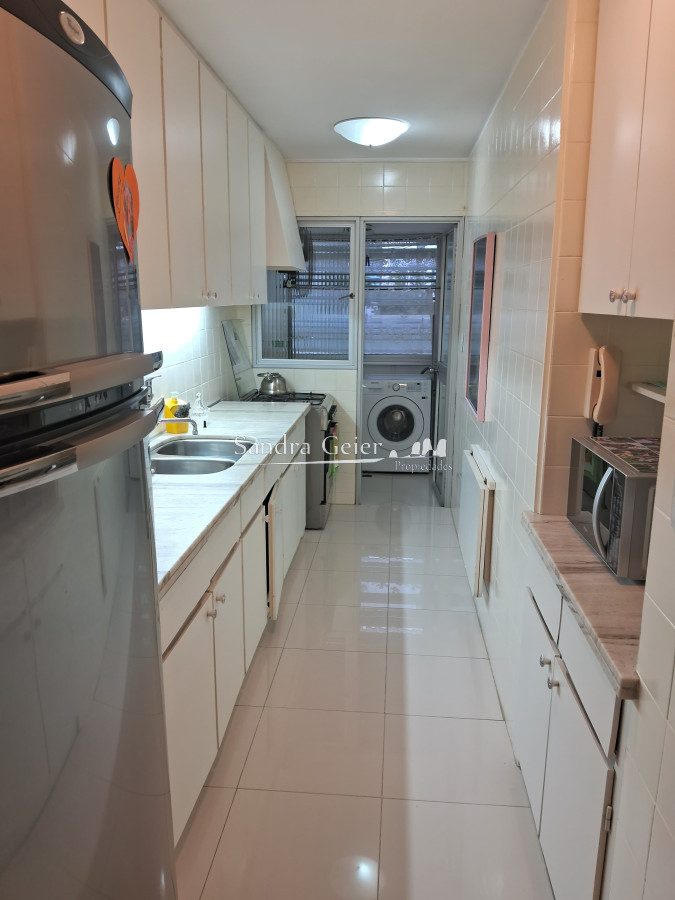 Apartamento ID.2189 - Hermoso Departamento de 3 dormitorios en venta frente al mar. 