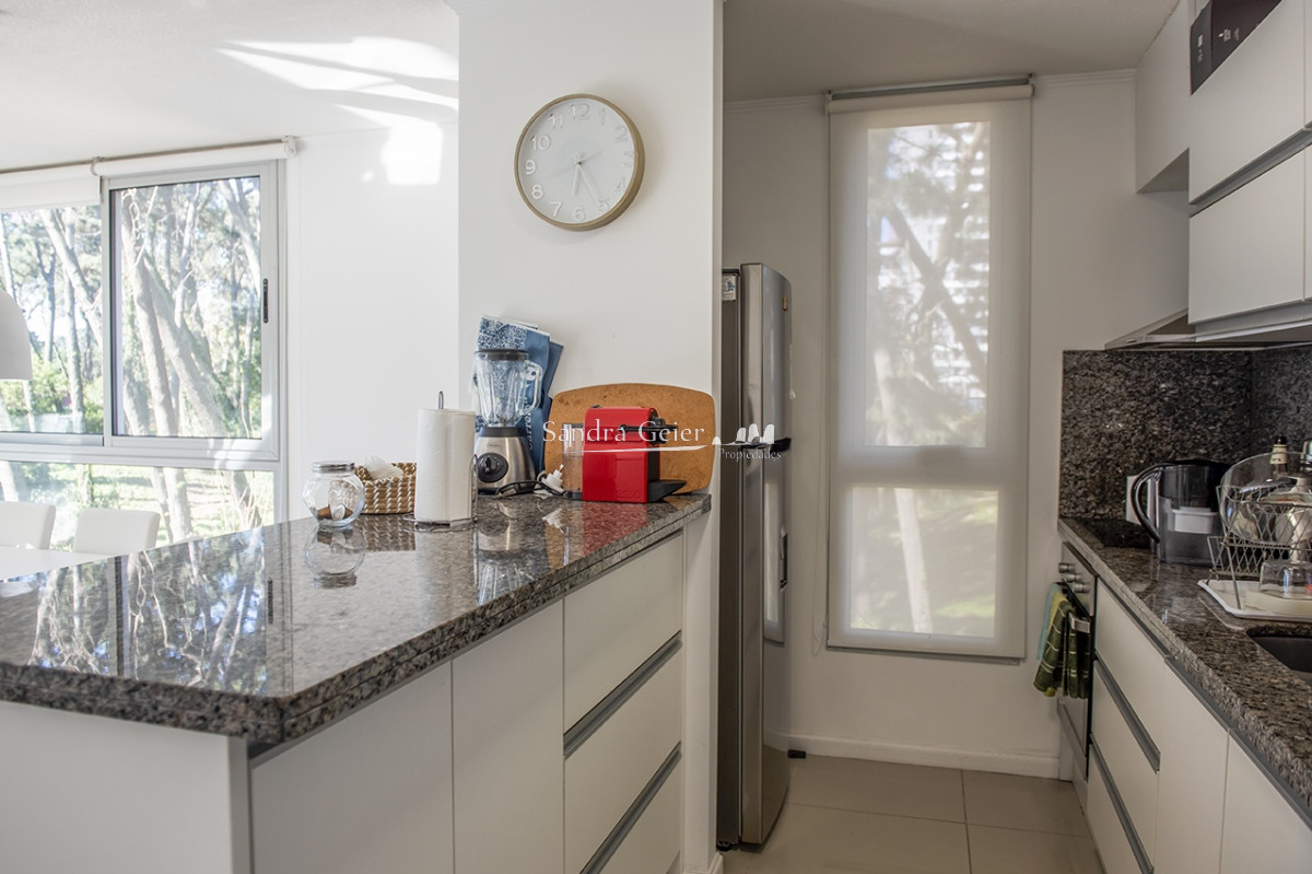 Apartamento ID.2949 - Apartamento en venta en Avenue Roosevelt, 2 dormitorios, bajos gastos comunes 