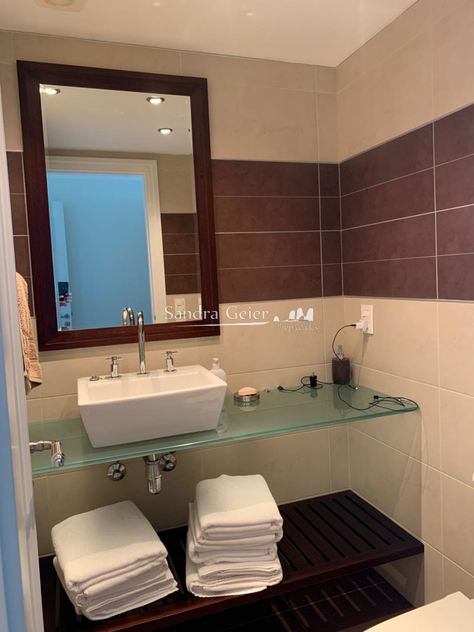 Apartamento ID.2153 - Hermoso Departamento en venta con agradable vista. Torre Imperiale.