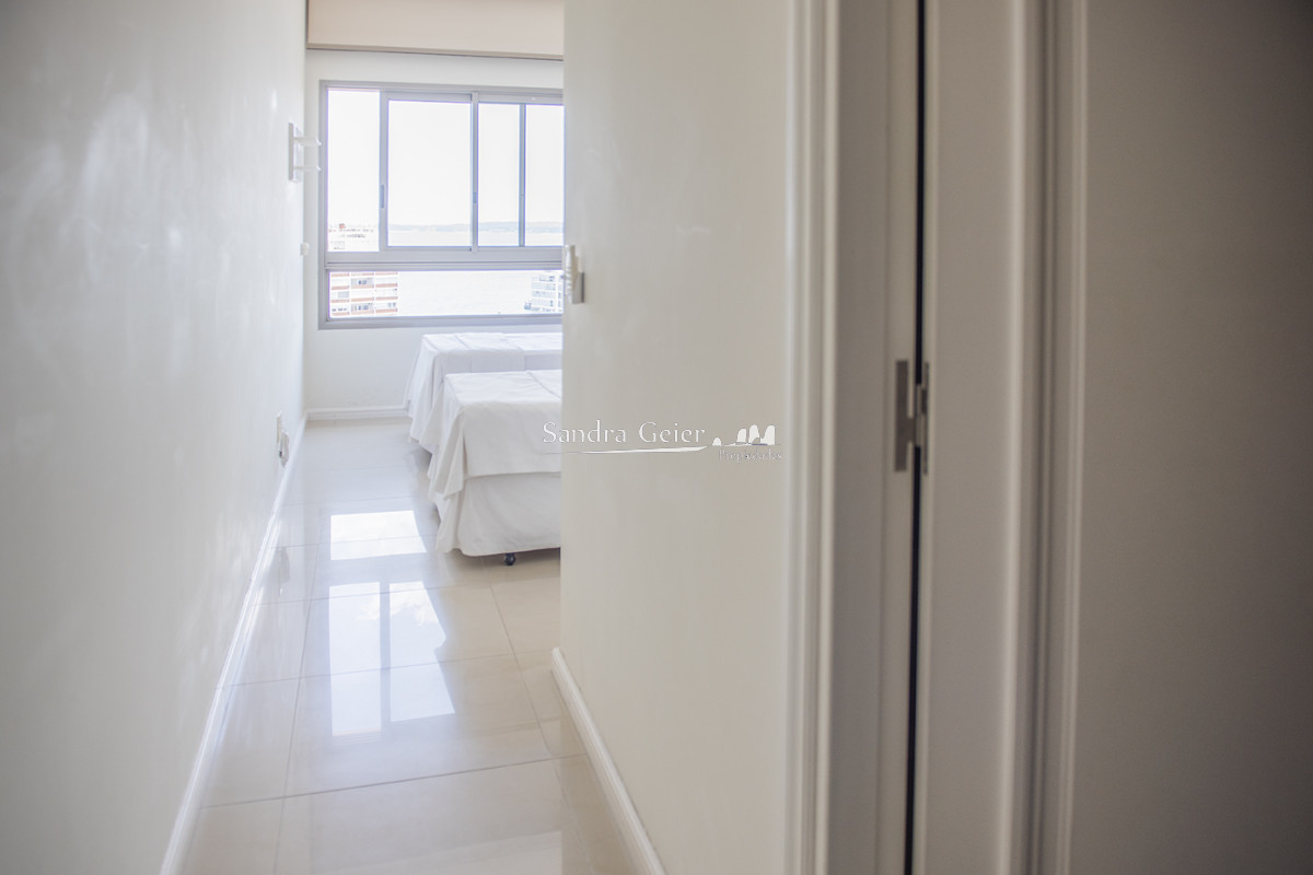 Apartamento ID.2980 - Hermoso Pent-house en torre Imperiale ,venta en zona de la Brava.
