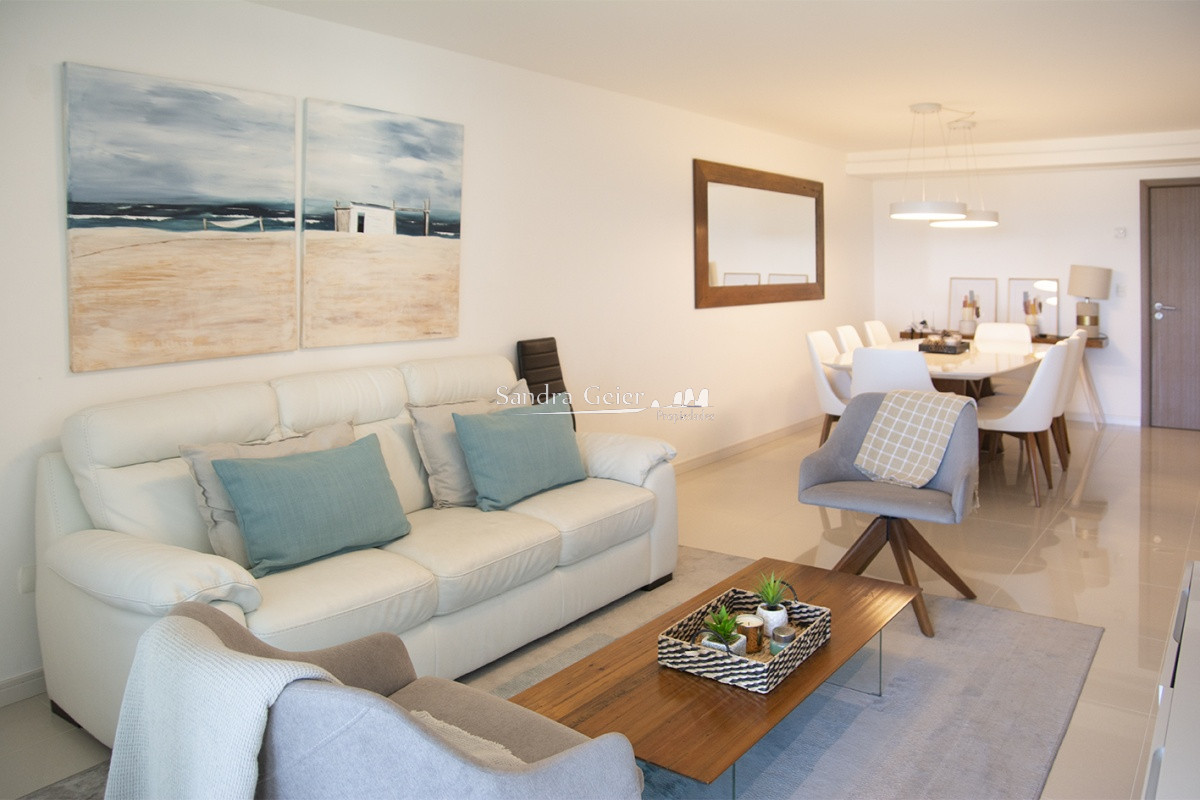Apartamento ID.1996 - VENTA BRAVA Hermoso departamento frente al mar!!!