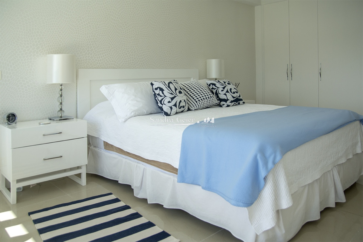 Apartamento ID.2840 - Vende gran apartamento en Brava - Punta del Este de 3 Dormitorios