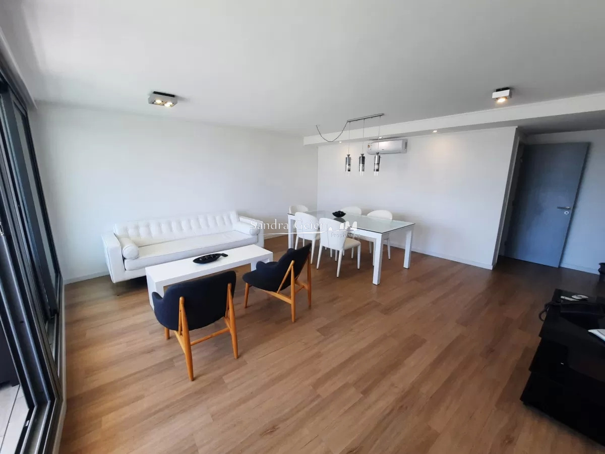 Apartamento ID.2307 - Hermoso Departamento de 2 dormitorios en venta en edificio Alexander Boulevard