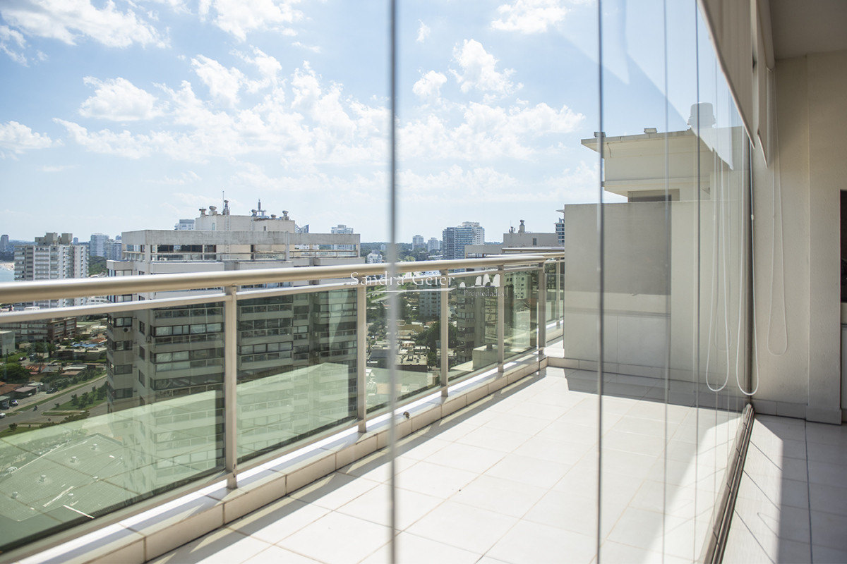 Apartamento ID.2980 - Hermoso Pent-house en torre Imperiale ,venta en zona de la Brava.