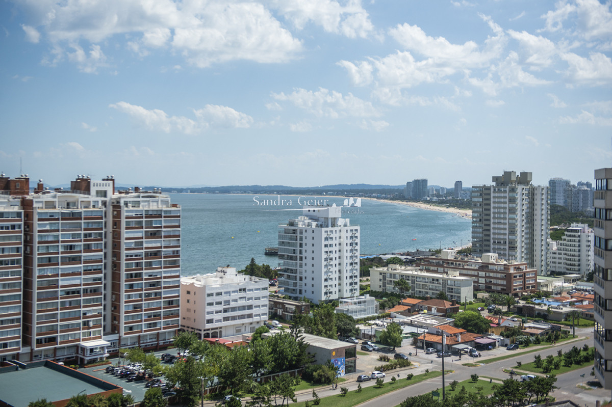 Apartamento ID.2980 - Hermoso Pent-house en torre Imperiale ,venta en zona de la Brava.