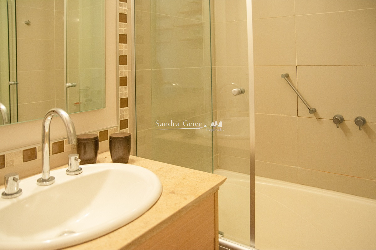 Apartamento ID.2766 - VENTA ROOSVELT TRES DORMITORIOS OCEAN DRIVE PISO ALTO