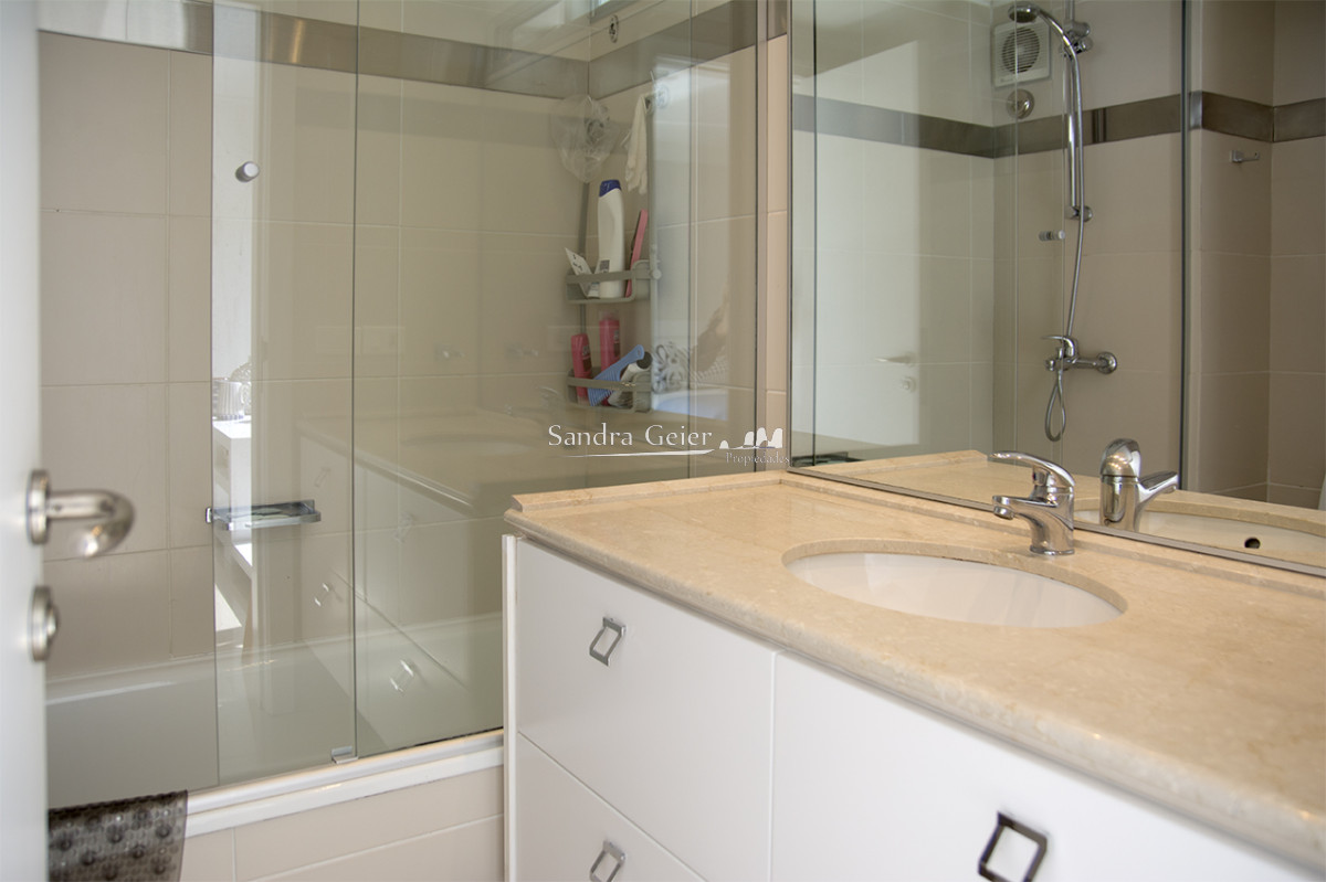Apartamento ID.2840 - Vende gran apartamento en Brava - Punta del Este de 3 Dormitorios
