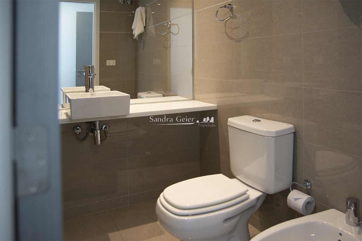 Apartamento ID.2430 - Departamento de 2 suites en venta en Alexander Boulevard, Playa MAnsa