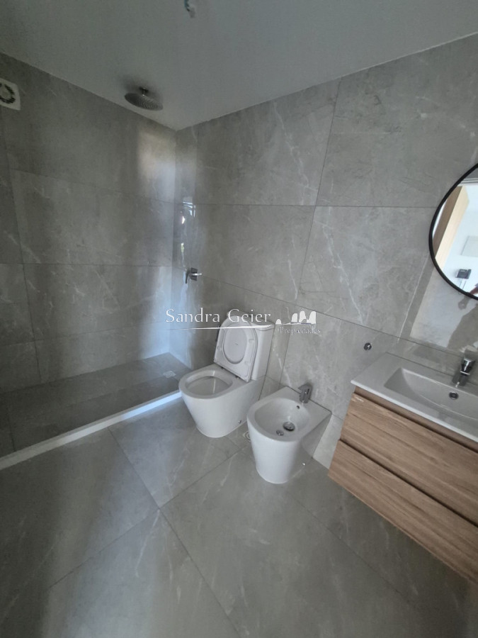 Apartamento ID.3317 - Invierta en Punta del este en hasta 100 cuotas. Departamentos en venta.