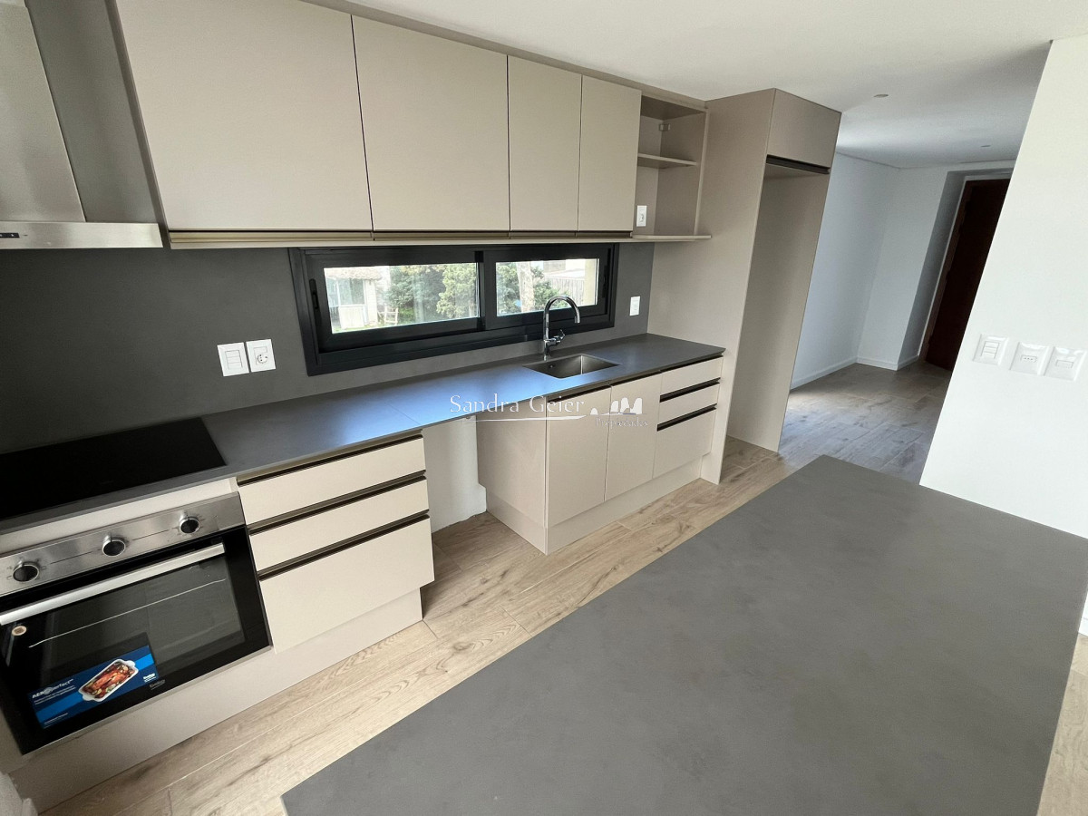 Apartamento ID.3433 - Departamento de 2 dormitorios con 2 baños en venta, gran terraza. Walmer Lagoon