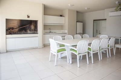 Apartamento ID.2980 - Hermoso Pent-house en torre Imperiale ,venta en zona de la Brava.