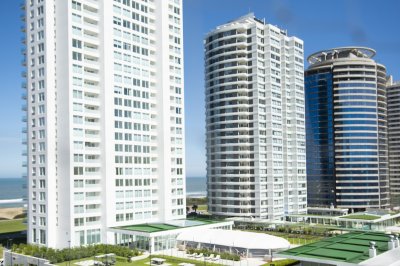 Apartamento ID.1996 - VENTA BRAVA Hermoso departamento frente al mar!!!