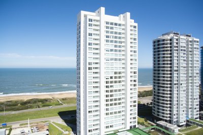 Apartamento ID.1998 - Hermoso departamento frente al mar!!!