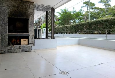 Apartamento ID.3413 - En Edificio Unique, te ofrecemos departamento de 2 dormitorios. 