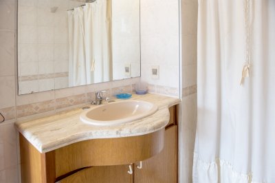 Apartamento ID.2965 - Vende departamento de 3 dormitorios en Ocean Tower, Punta del Este 