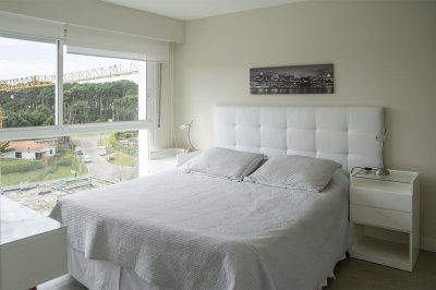 Apartamento ID.2946 - Departamento de 2 dormitorios en venta, Punta del Este