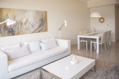 Apartamento ID.2980 - Hermoso Pent-house en torre Imperiale ,venta en zona de la Brava.