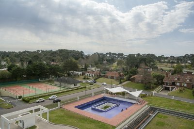 Apartamento ID.2946 - Departamento de 2 dormitorios en venta, Punta del Este