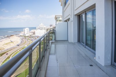 Apartamento ID.2980 - Hermoso Pent-house en torre Imperiale ,venta en zona de la Brava.