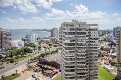 Apartamento ID.2980 - Hermoso Pent-house en torre Imperiale ,venta en zona de la Brava.