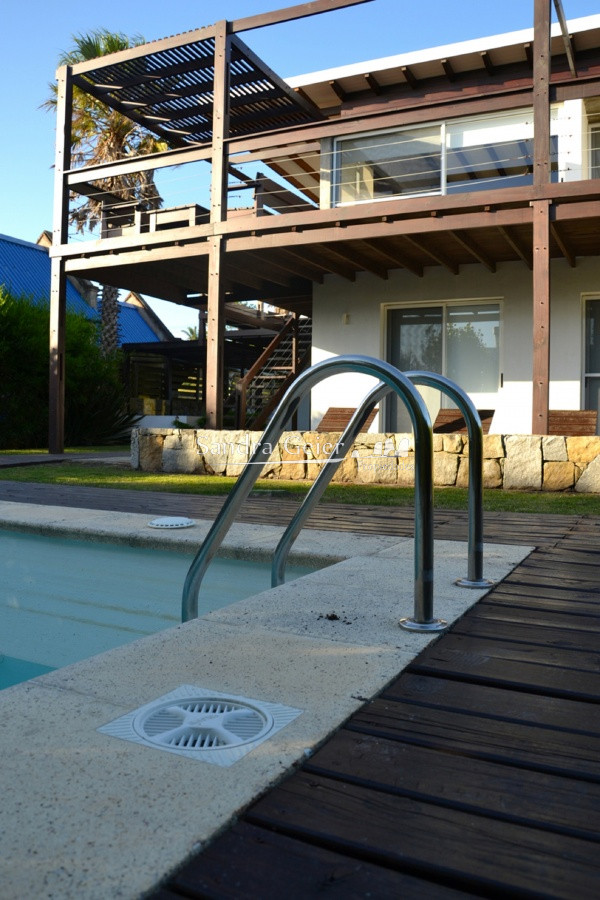 Casa ID.3026 - Casa en venta estilo minimalista a 300 mts del mar, El chorro.