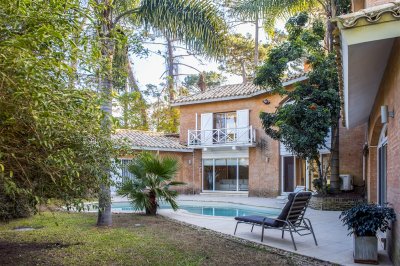 Casa ID.2654 - Casa en Venta de 4 dormitorios en San Rafael , Punta del este 