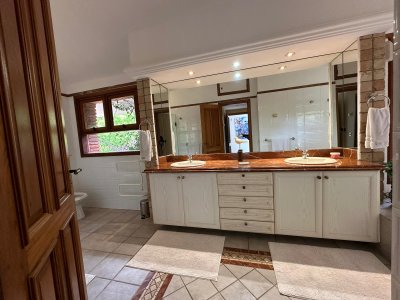 Casa ID.2470 - Propiedad exclusiva ubicada en Golf, Punta del este 