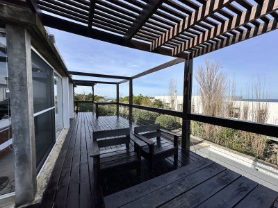 Casa ID.3026 - Casa en venta estilo minimalista a 300 mts del mar, El chorro.