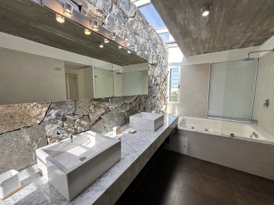 Casa ID.3026 - Casa en venta estilo minimalista a 300 mts del mar, El chorro.