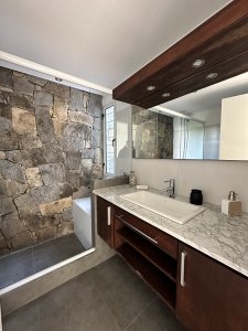 Casa ID.3026 - Casa en venta estilo minimalista a 300 mts del mar, El chorro.