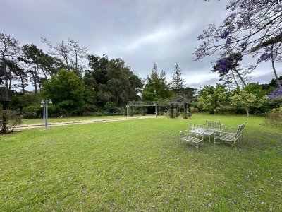 Casa ID.2470 - Propiedad exclusiva ubicada en Golf, Punta del este 