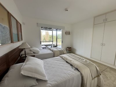 Casa ID.3026 - Casa en venta estilo minimalista a 300 mts del mar, El chorro.