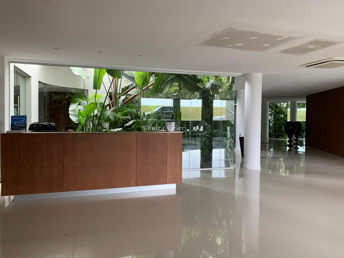 Apartamento ID.3444 - Departamento de 3 dormitorios en venta. Gran Oportunidad en Mansa.