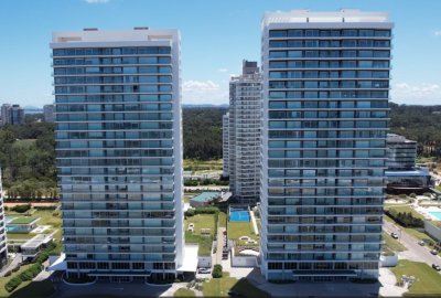 Apartamento ID.3259 - Vistas panoramicas de Playa Brava, Departamento de 3 dormitorios en venta. Torre Le Parc