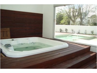 Apartamento ID.3438 - Departamento de 3 dormitorios en venta a pasos del mar. Gala Tower