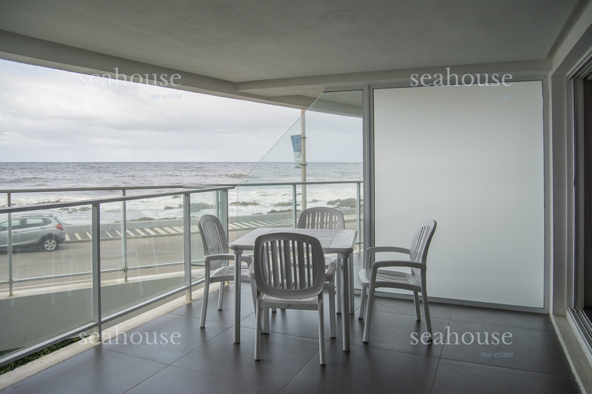 Apartamento Ref.407 - Departamento en Península Edificio Bonaire,  3 dormitorios.