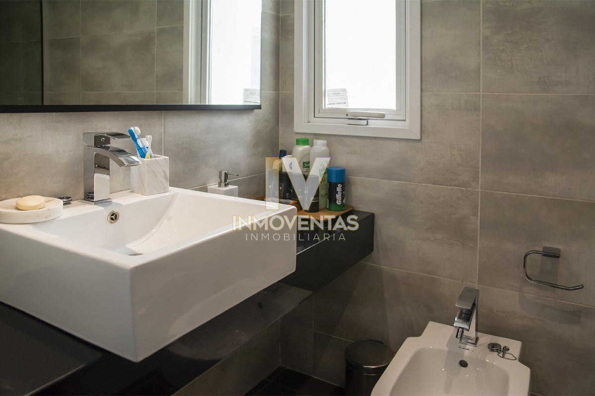 Apartamento ID.4185 - Espectacular departamento frente al mar .