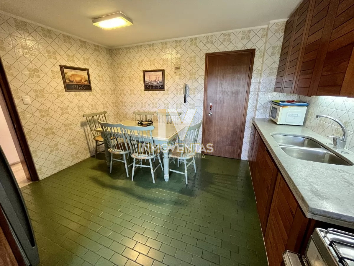 Apartamento ID.4743 - Apartamento en Venta de 3 dormitorios en Playa Brava , Punta del este 