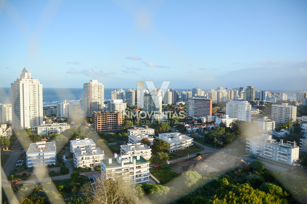 Apartamento ID.4734 - Apartamento de 2 dormitorios en Roosevelt - Punta del Este