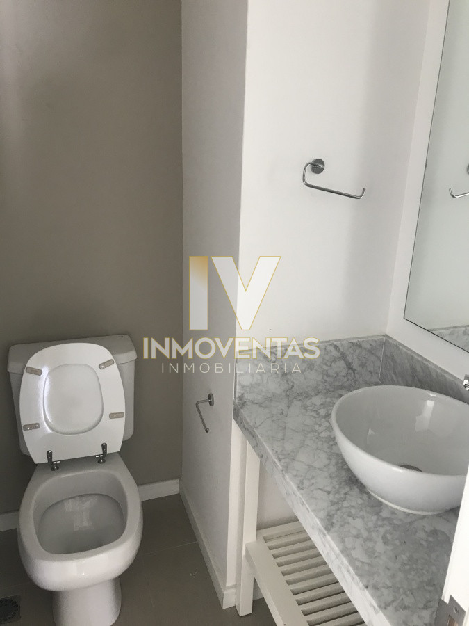 Apartamento ID.4700 - Apartamento en Torre One II. Al frente. unidad de 1 dormitorio en Punta del Este 