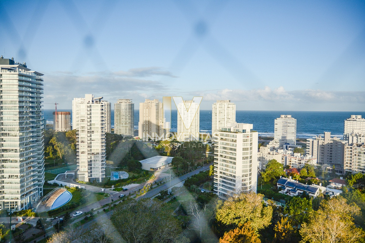 Apartamento ID.4734 - Apartamento de 2 dormitorios en Roosevelt - Punta del Este