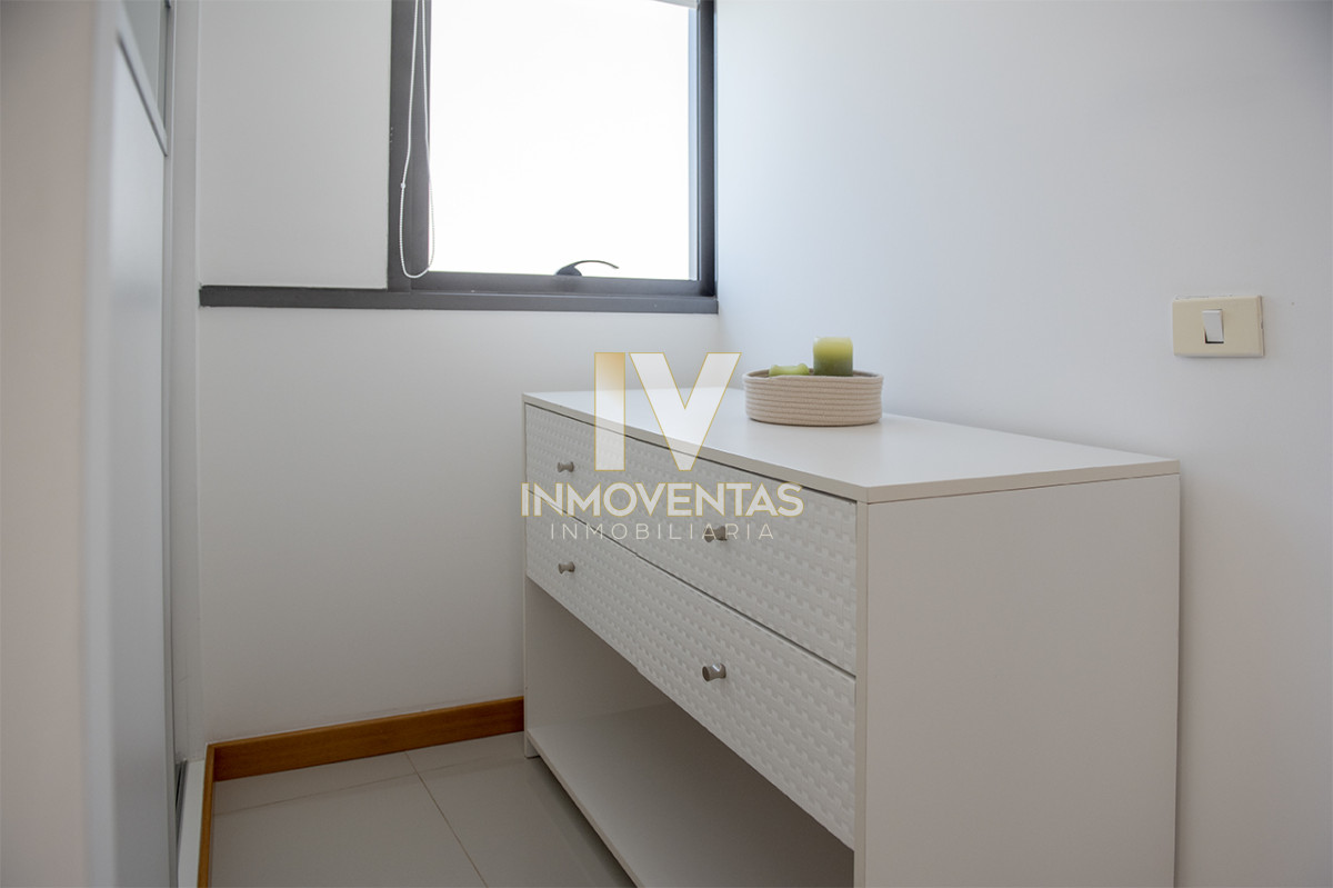 Apartamento ID.4186 - Penthouse frente al mar en venta en Blue Bird, 3 dormitorios en suite. Punta del este