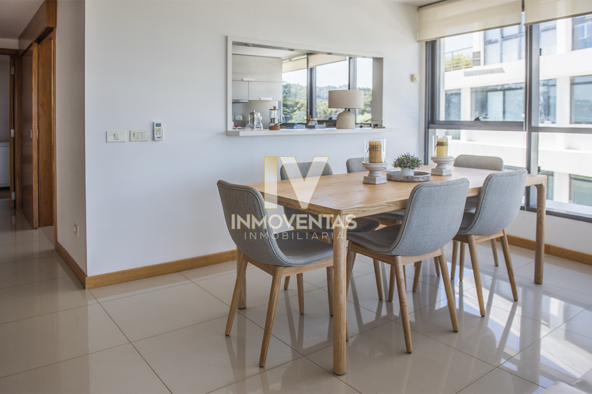 Apartamento ID.4186 - Penthouse frente al mar en venta en Blue Bird, 3 dormitorios en suite. Punta del este